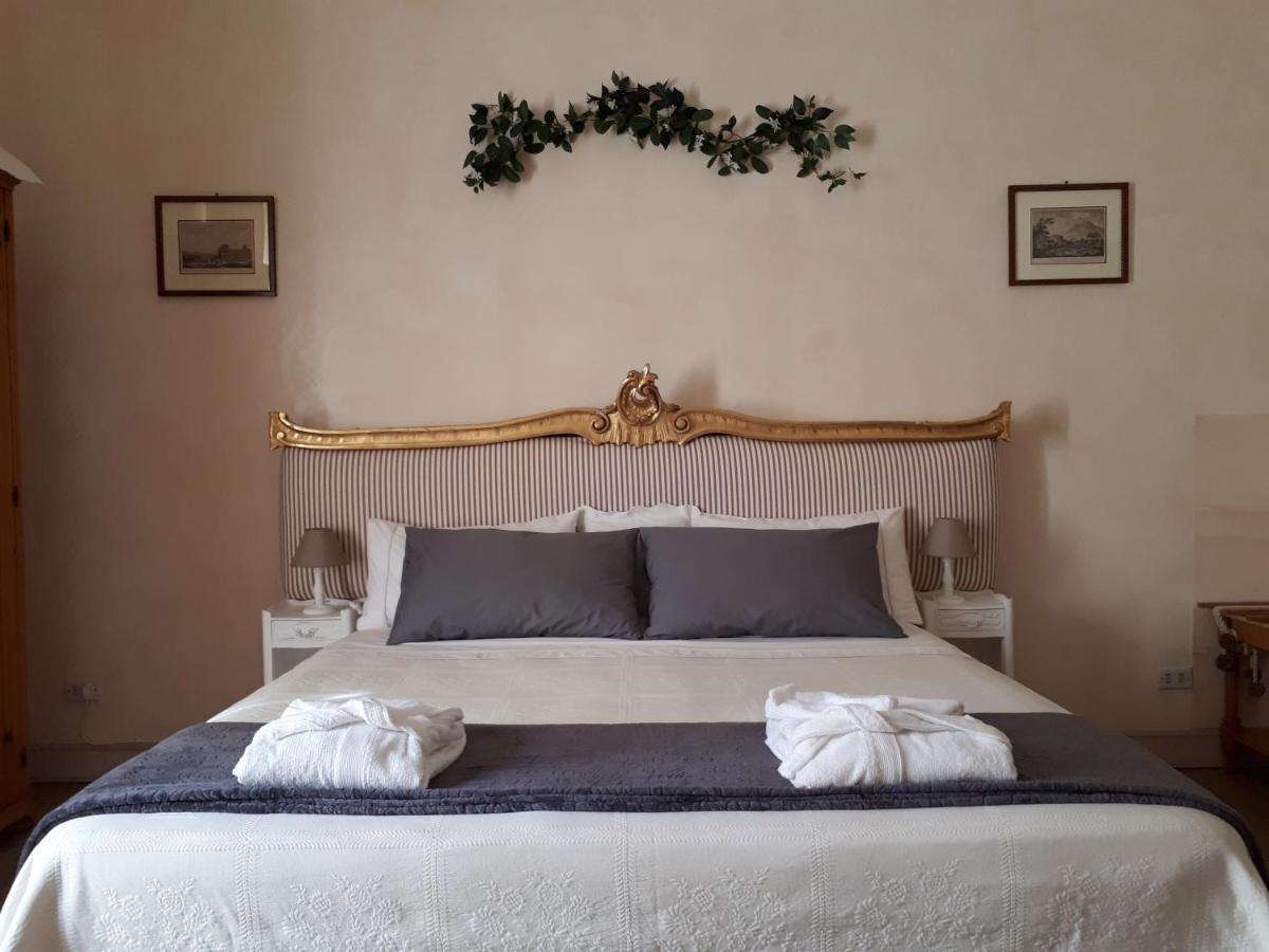 Dependance Royale Bed & Breakfast Caserta Luaran gambar