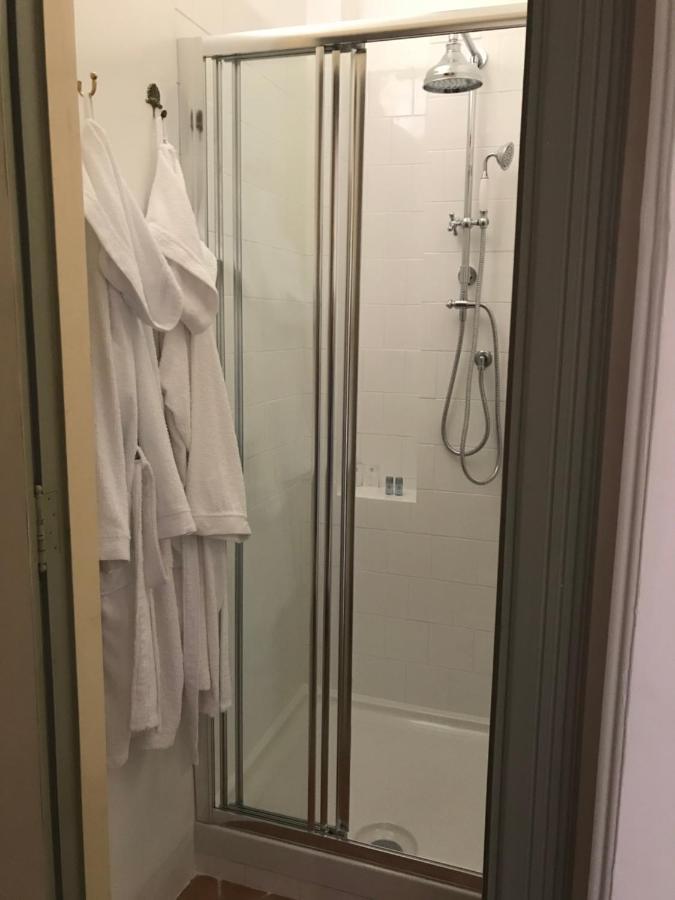 Dependance Royale Bed & Breakfast Caserta Luaran gambar
